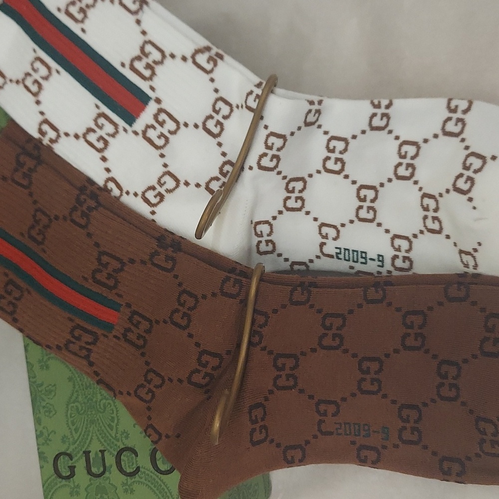 New Luxury Designer Style Socks Crew 2 Pair